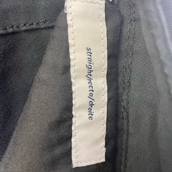 Amazon essentials Men's Black Cargo Pants - Picture 9 of 10